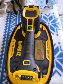 DEWALT.."Grabo Lifter" 20v