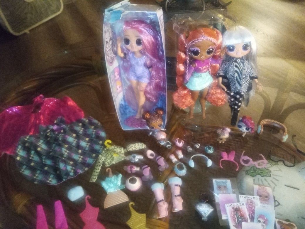 New LOL Dolls W/accessories