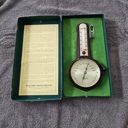 Motoco Indoor-outdoor Thermometer Vintage. In Box.