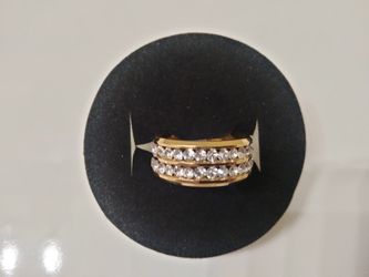 Ladies plated/costume ring