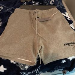 Essential Shorts Large 