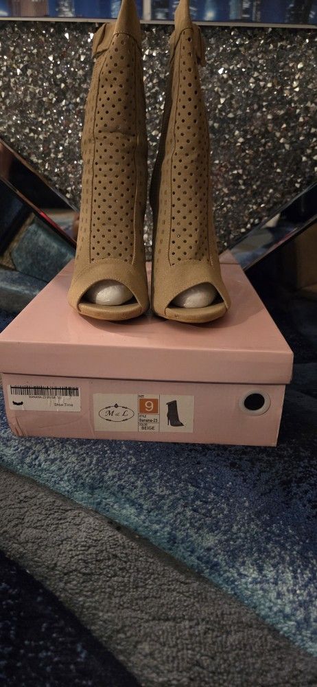 Women's Heel