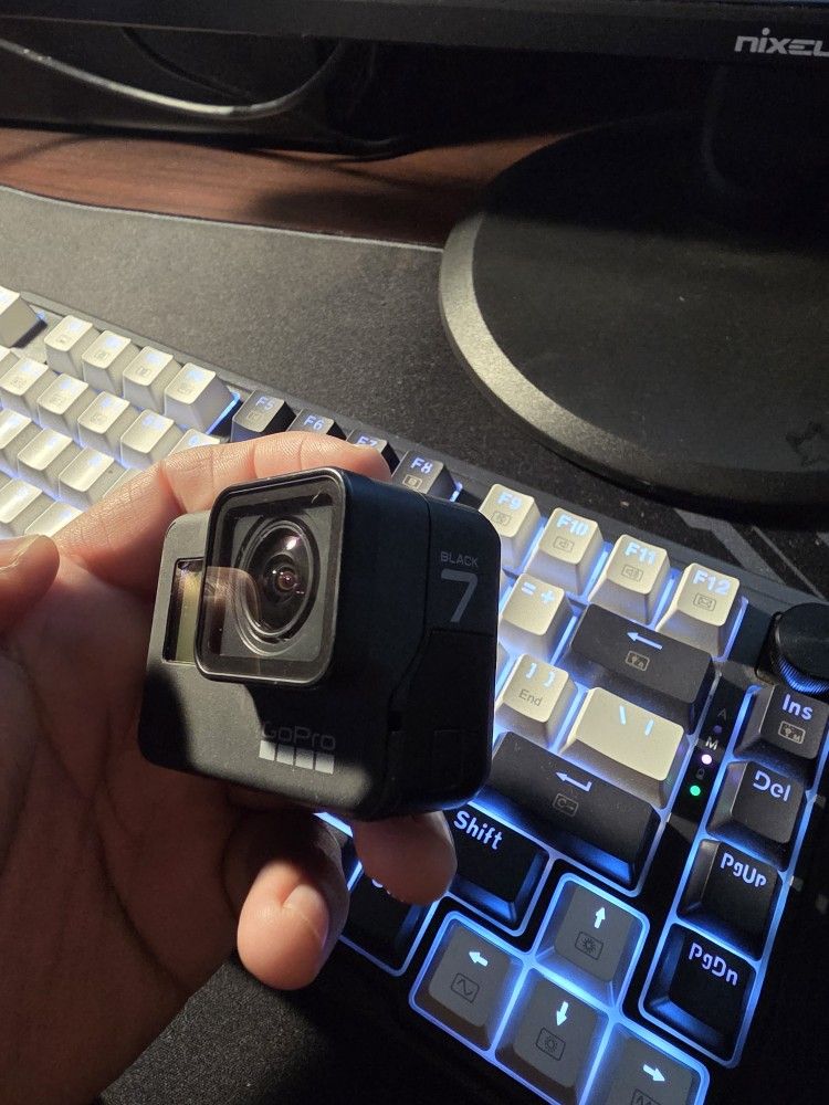 GoPro HERO 7 BLACK 