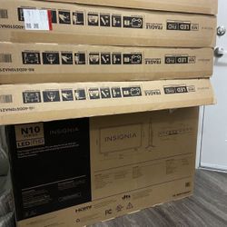 TV insignia N10 series 40” with wall mount 