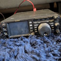 Yaesu FT-991 HF/VHF/UHF Transceiver – Excellent Condition