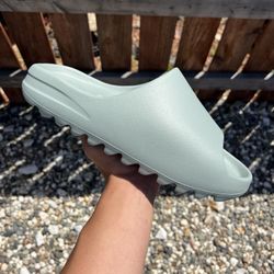 Adidas Yeezy Slide Salt (Size 10)