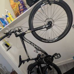 Bicicleta de Montaña Giant - Cuadro M / R29 - Excelente estado