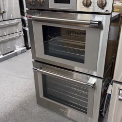 Thermador 30 Wall Oven Double Door 