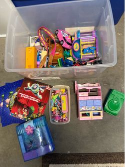 LOT Miscellaneous Toys Poly Pocket ALL FOR