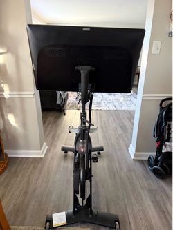 Like new Peloton