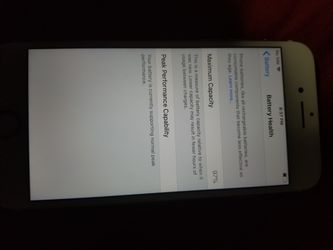 IPhone 7 32gb unlocked like new Gold pink