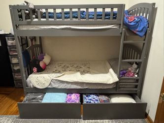 Bunk Twin Beds With 2 Dressers