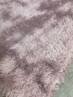 Pink 8x10 shaggy area rug