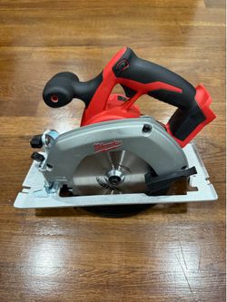 Milwaukee M18 6-1/2 inch Cordless Circular Saw