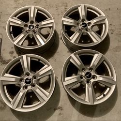 2017 Ford Mustang original wheels 17”