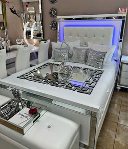 New 4pc bedroom set in box buy now pay later $ 39 down no credit needed