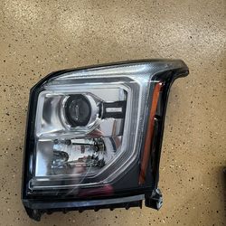 GMC Yukon Denali 2015-2020 Left Headlight