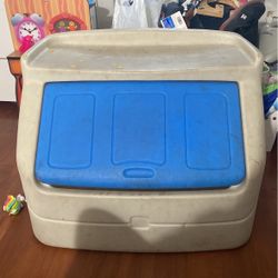 Little Tykes Toy Box