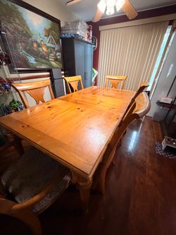 Dining room table