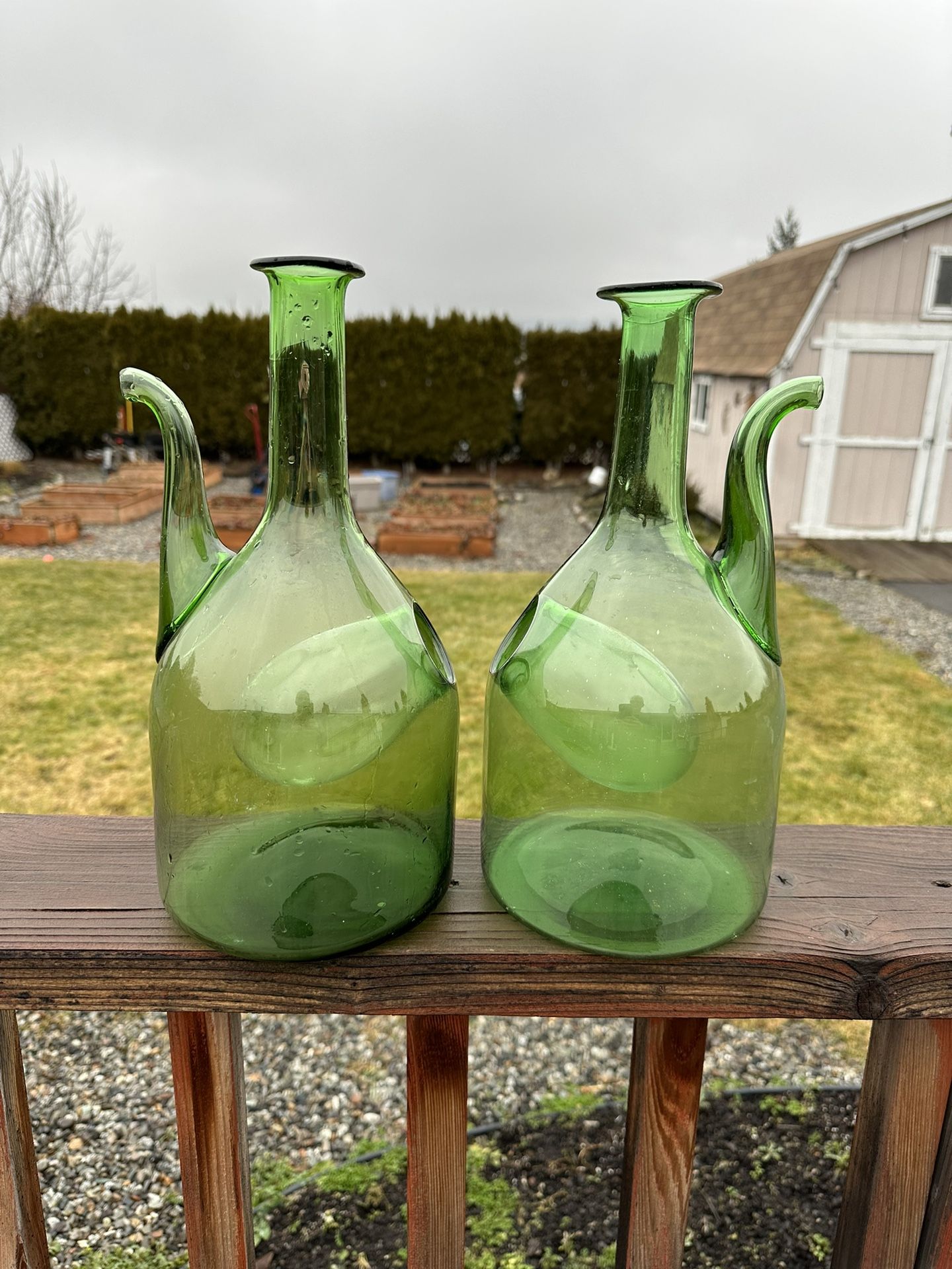 Vintage Italian Wine Decanter Keeper Cooler Green Blown Glass Ice Hole X2