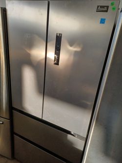 Avanti stainless steel 4-door french door refrigerator - Free delivery
