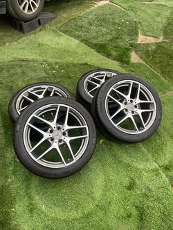 Mercedes AMG Wheels 235/45R19