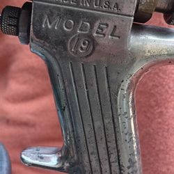 Binks aluminum spray paint gun modle 19