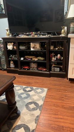 Tv Stand 56”x19”35”$50