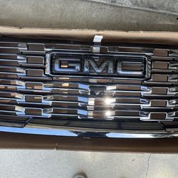 2024 2025 GMC SIERRA HD 2500/3500 DENALI ULTIMATE VADER CHROME GRILLE OEM 8506four646 With Camera NEW