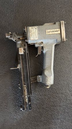 Paslode Pneumatic 16 Ga Wide 15/16 Crown Stapler 3150/38 W16R Extended Magazine