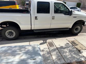 Ford F-250 Crew Cab Pickup Truck White