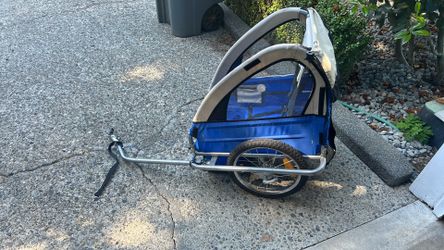 Kids bike trailer