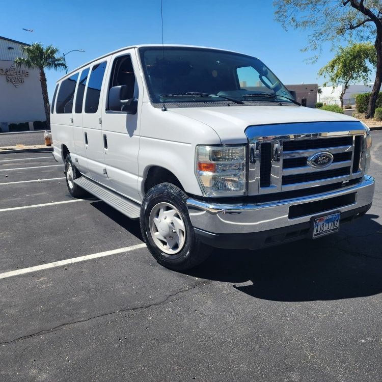 2009 Ford E-350