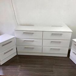 Dresser And 2 Nightstands - Cómoda Y 2 Mesitas De Noche 