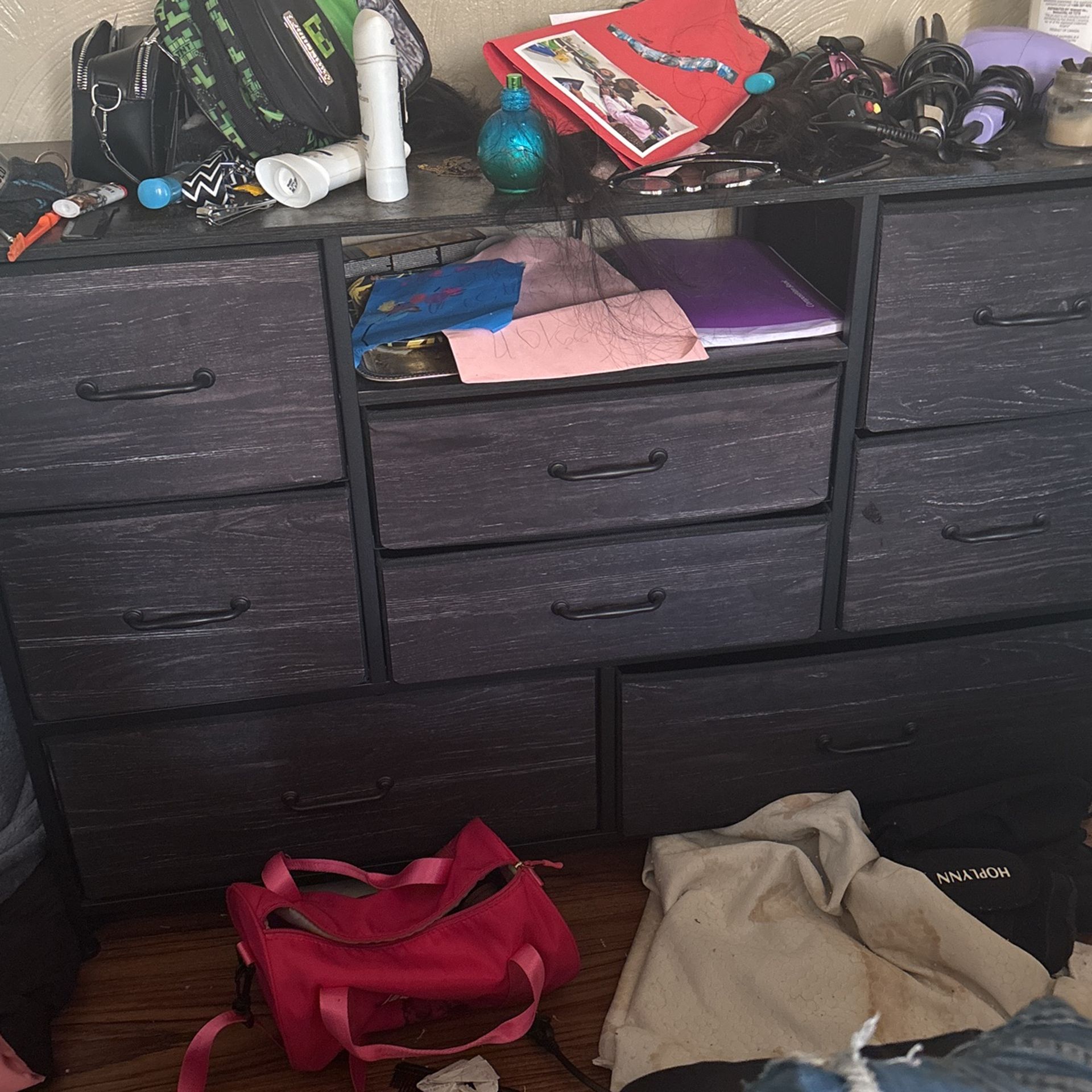 dresser
