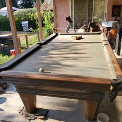 Vintage 9' Pool Table 