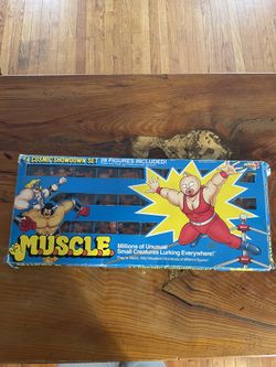 MUSCLE #4 Cosmic Showdown Set Original Box Mattel figures