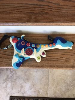 Guitar - $15 - like new