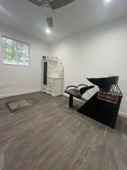 10x12 Finished Studio / Home Office / She Shed