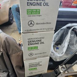 GENUINE ENGIN3 OIL MERCEDES-BENZ 5W-30MB229.52