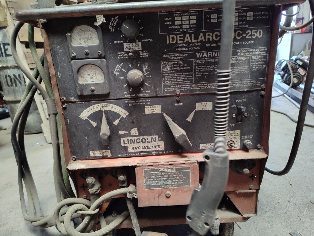 Mig/Tig Welder Idealarc 250