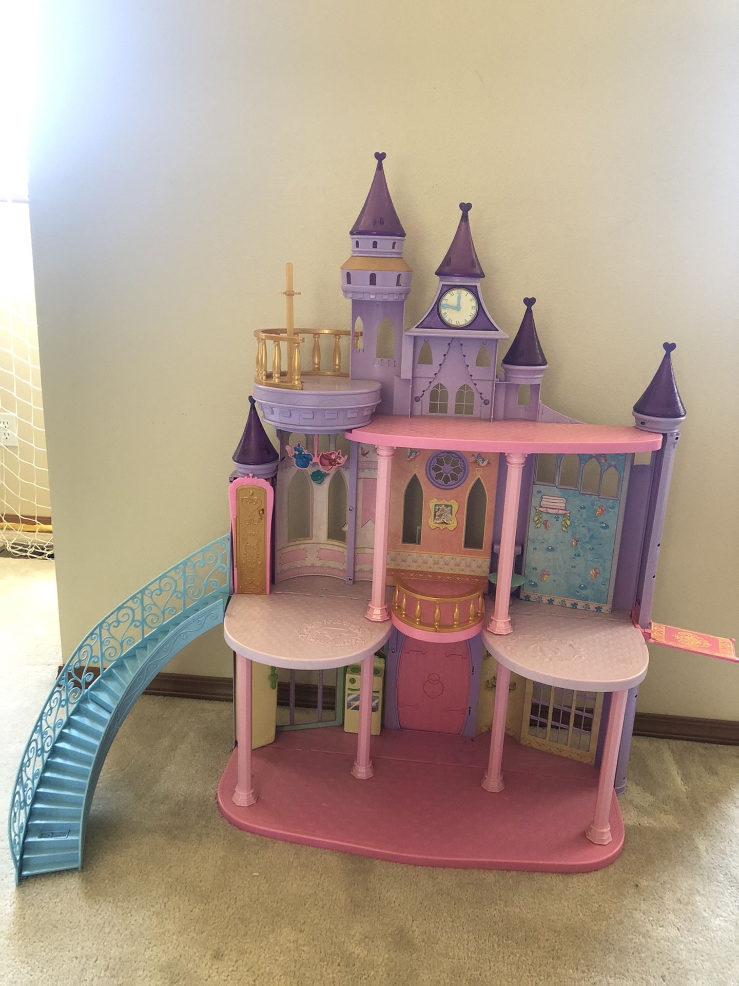 Disney Ultimate Princess Castle