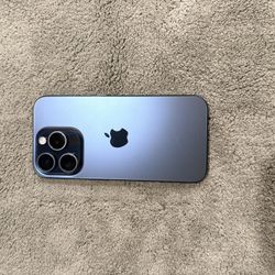 iPhone 15 Pro 256GB Unlocked