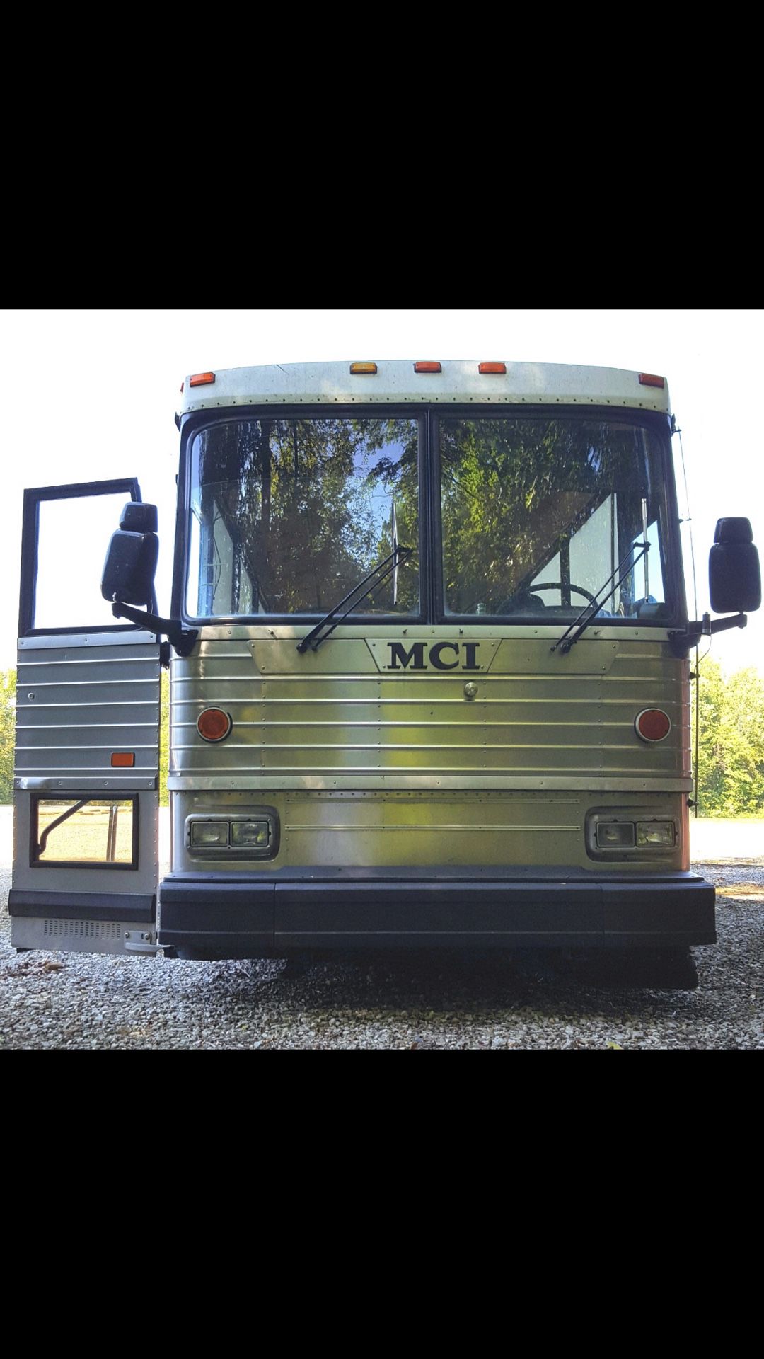 Photo MCI bus