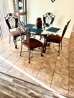 48 inch round glass table with 4 chairs