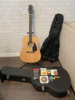 *Brand new* Fender Acoustic Guitar With Tons Of Extras