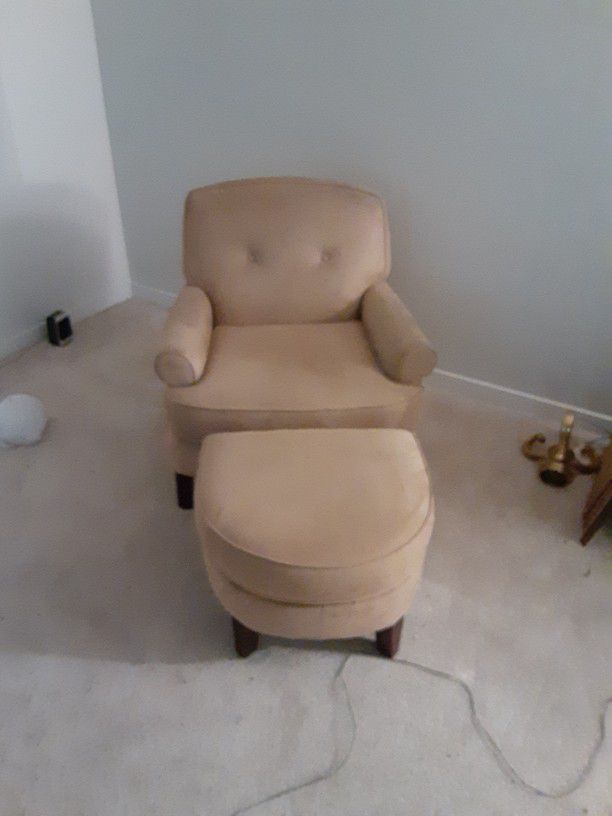 chair and ottoman 