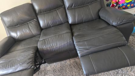 Like new couch.