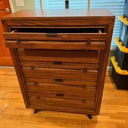 Ropero/ wardrobe