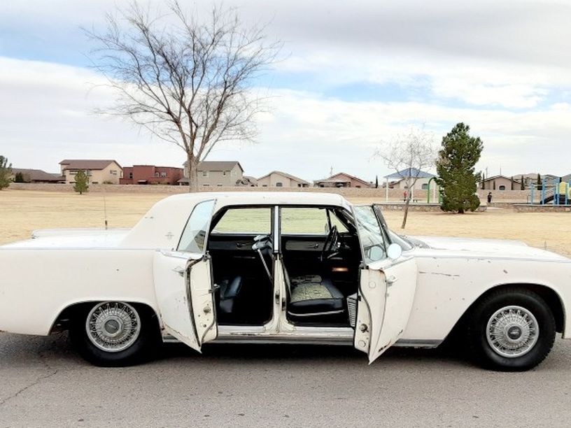 1961 LINCOLN CONTINENTAL